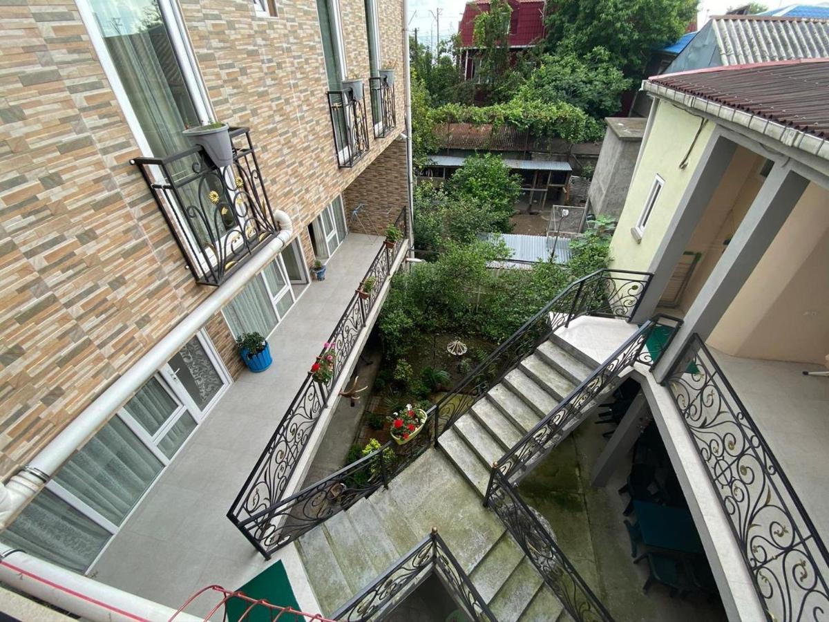 Guest House Ocean Force Batumi Luaran gambar