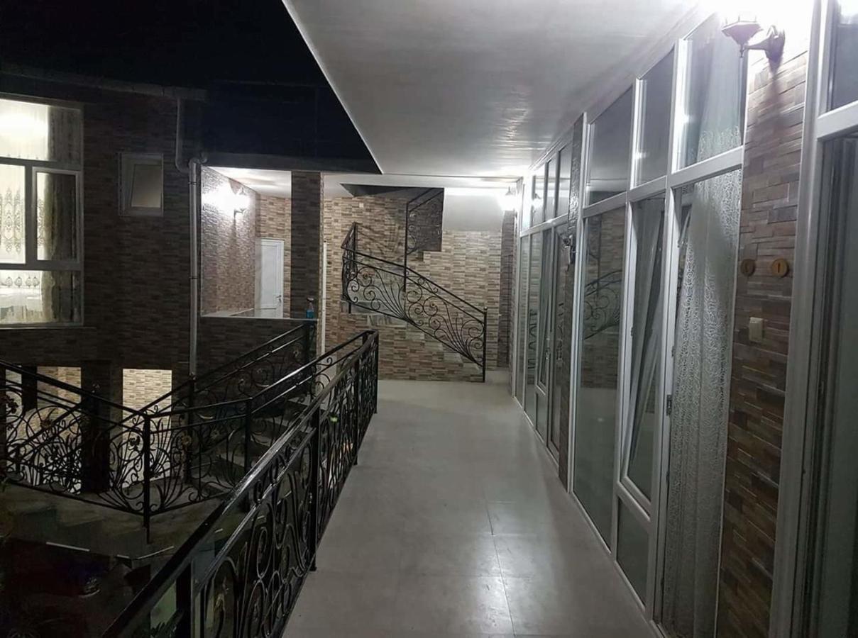 Guest House Ocean Force Batumi Luaran gambar