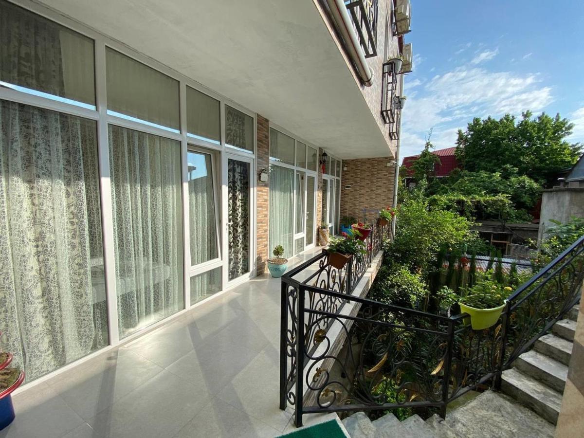 Guest House Ocean Force Batumi Luaran gambar
