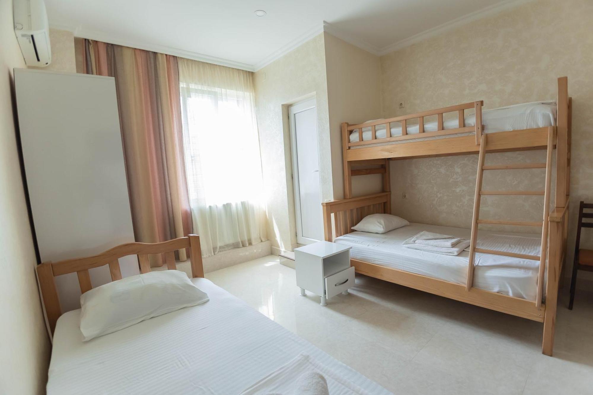 Guest House Ocean Force Batumi Luaran gambar