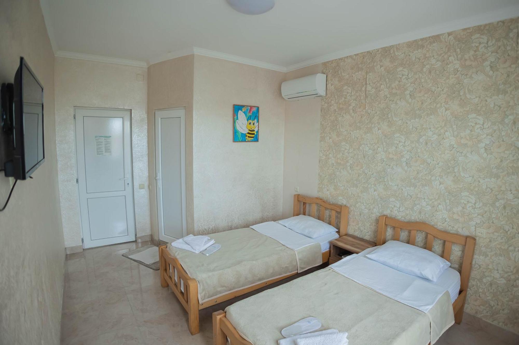 Guest House Ocean Force Batumi Luaran gambar
