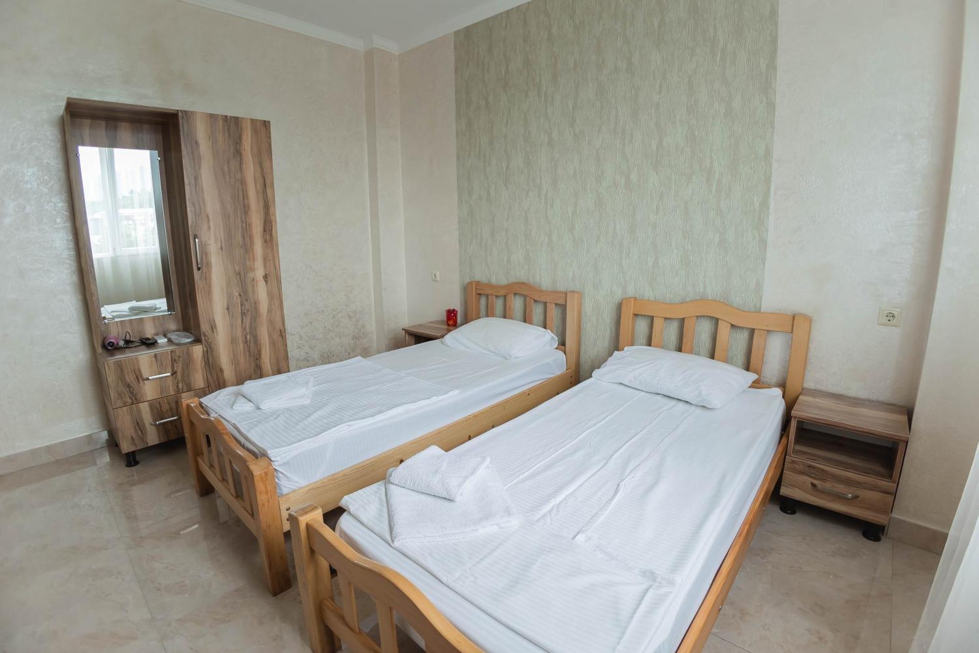 Guest House Ocean Force Batumi Luaran gambar